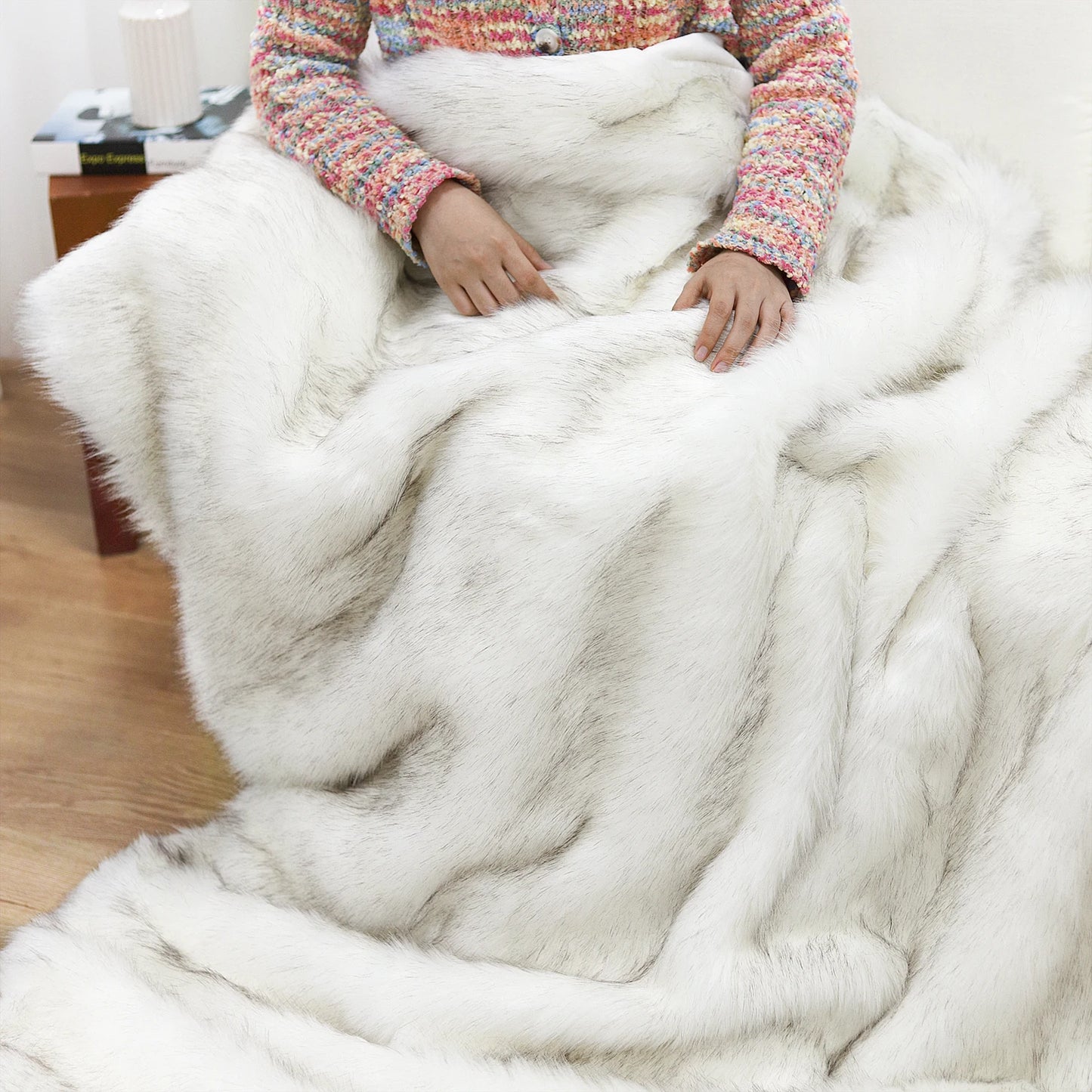 Arctic Fox Faux-Fur Blanket Throw