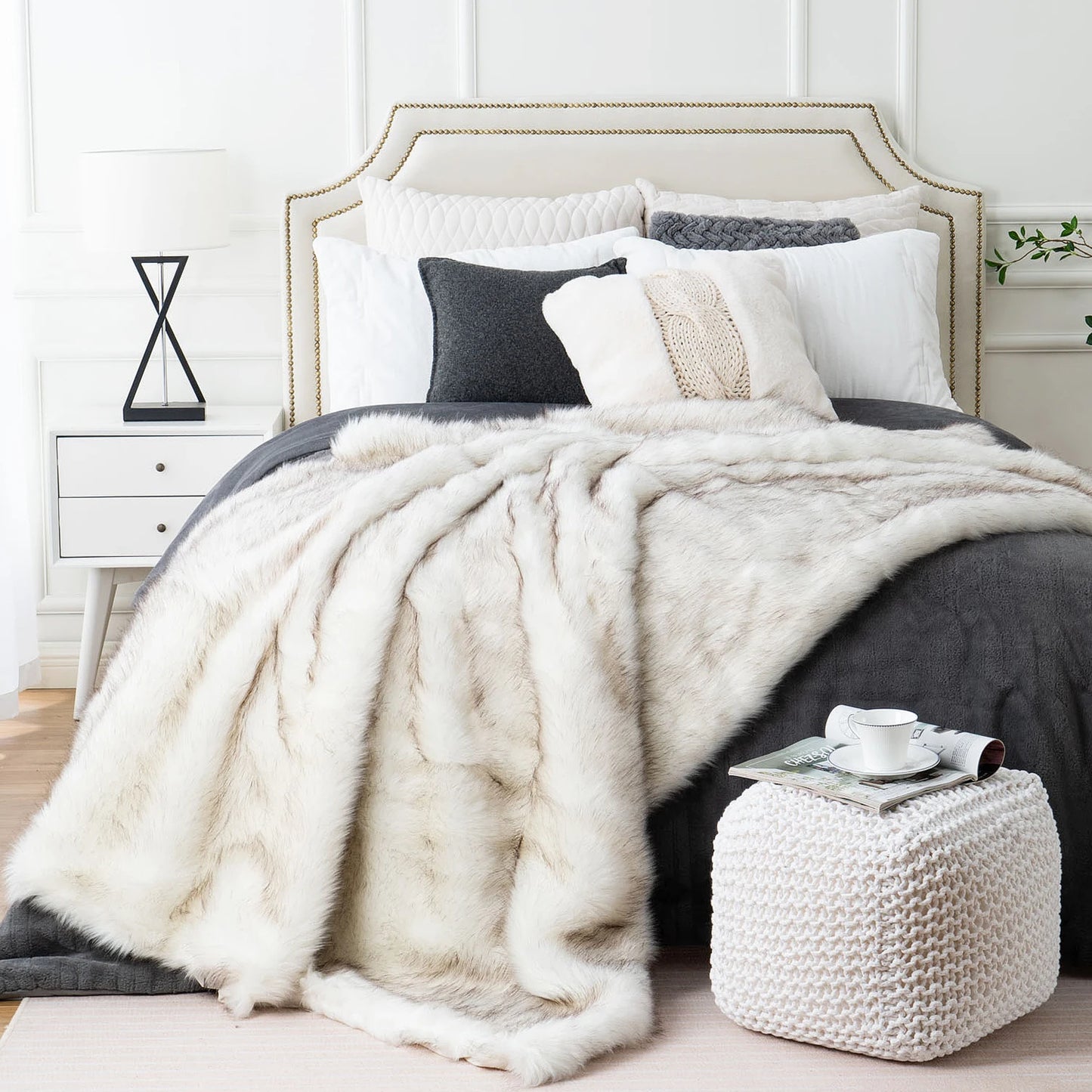 Arctic Fox Faux-Fur Blanket Throw